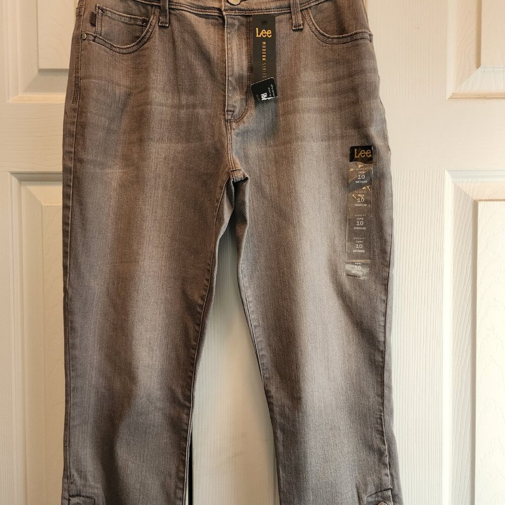 Lee Denim Capris - Gray - 10 Medium
